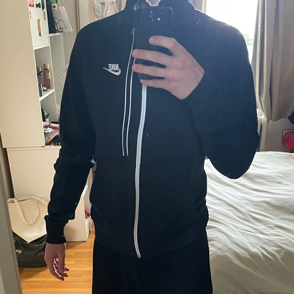 Black and White Nike Zipper Track Suit - Picture 6 of 6